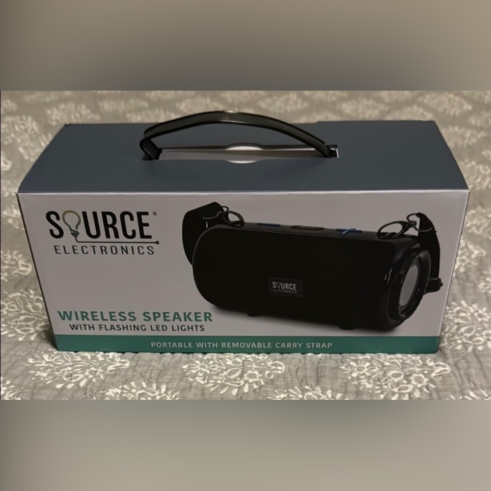 Wireless Bluetooth Speaker w/ Flashing LED Lights